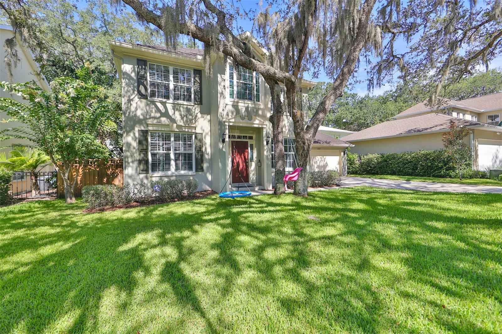 Property Photo:  4703 S Dauphin Avenue  FL 33611 