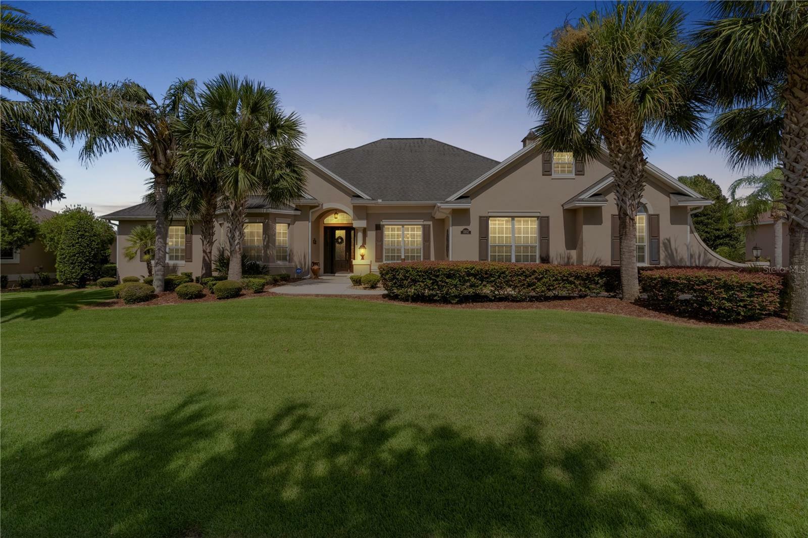 Property Photo:  1102 Lakeview Lane  FL 32162 