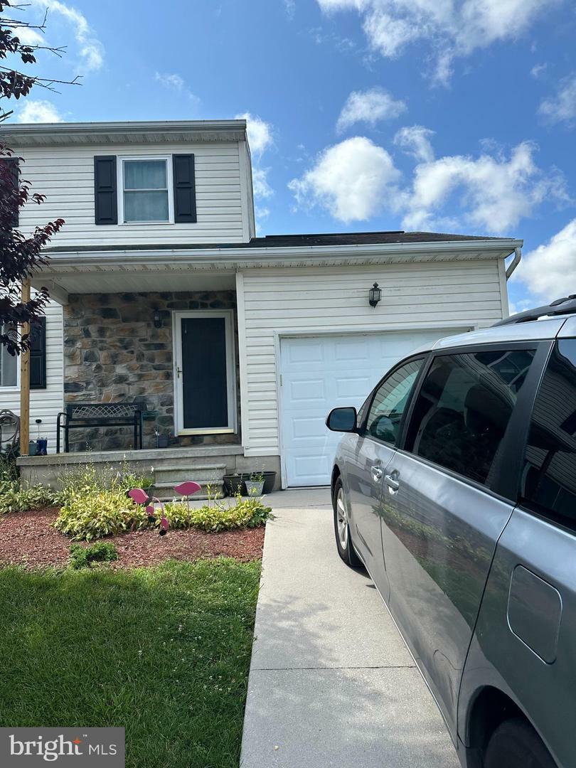 Property Photo:  20 Glenview Circle  PA 17019 