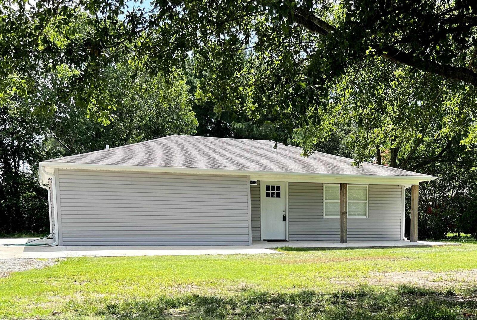 Property Photo:  5112 Richardson Drive  AR 72404 