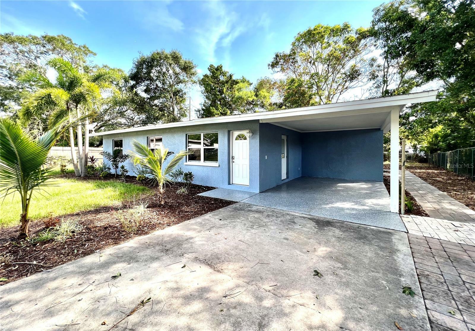 Property Photo:  6011 10th Street E  FL 34203 