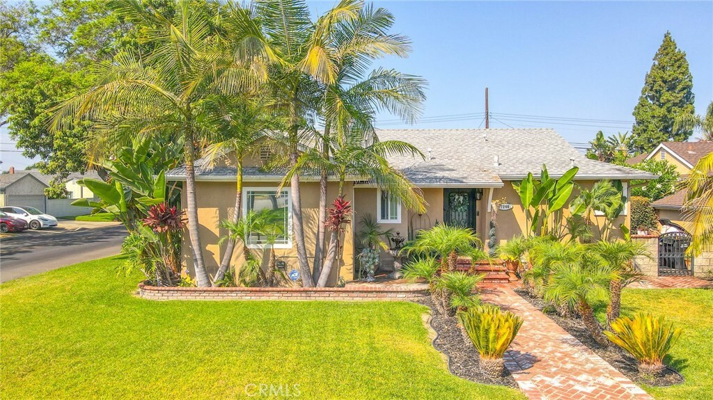 Property Photo:  7246 Shady Oak Drive  CA 90240 