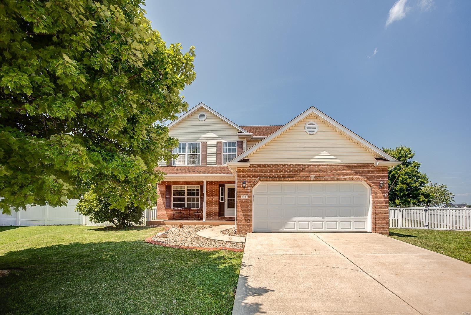 Property Photo: 860 Bassett Street IL 62269