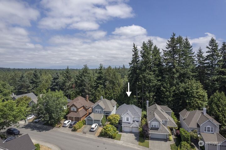 Property Photo:  4206 252nd Avenue SE  WA 98029 