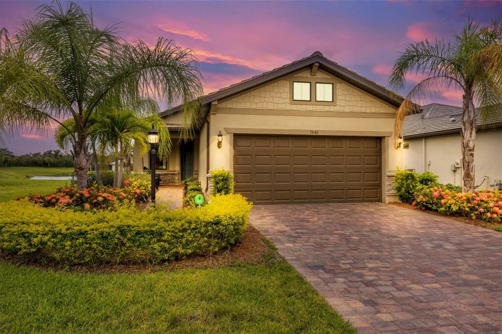Property Photo: 7640 Kirkland Cove FL 34202