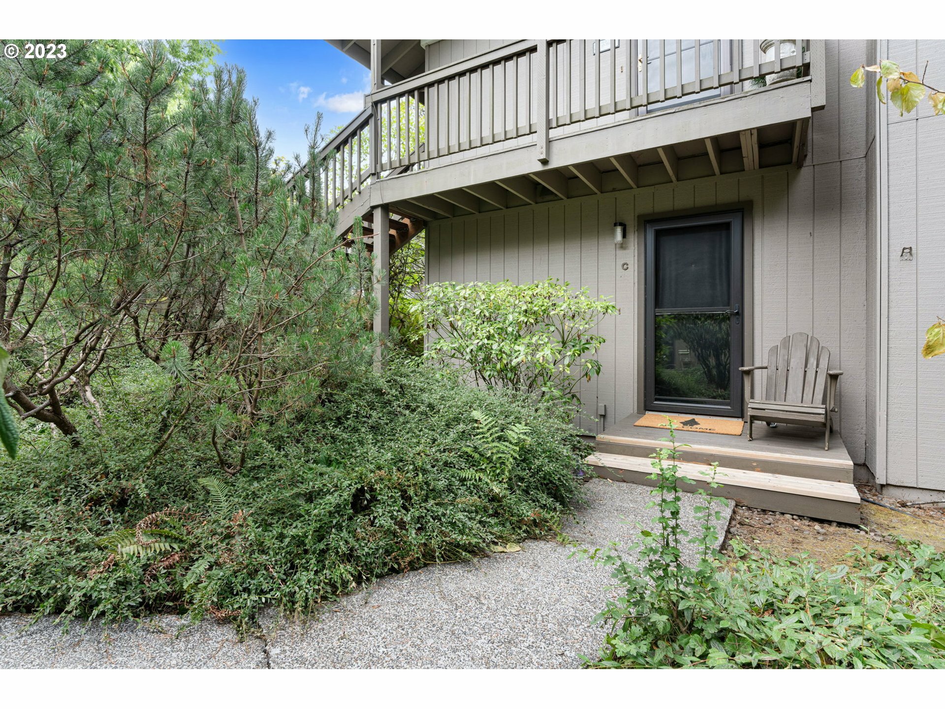 Property Photo: 7512 SW Barnes Rd C OR 97225