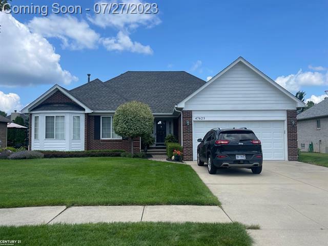 Property Photo: 47625 Clairmont MI 48047