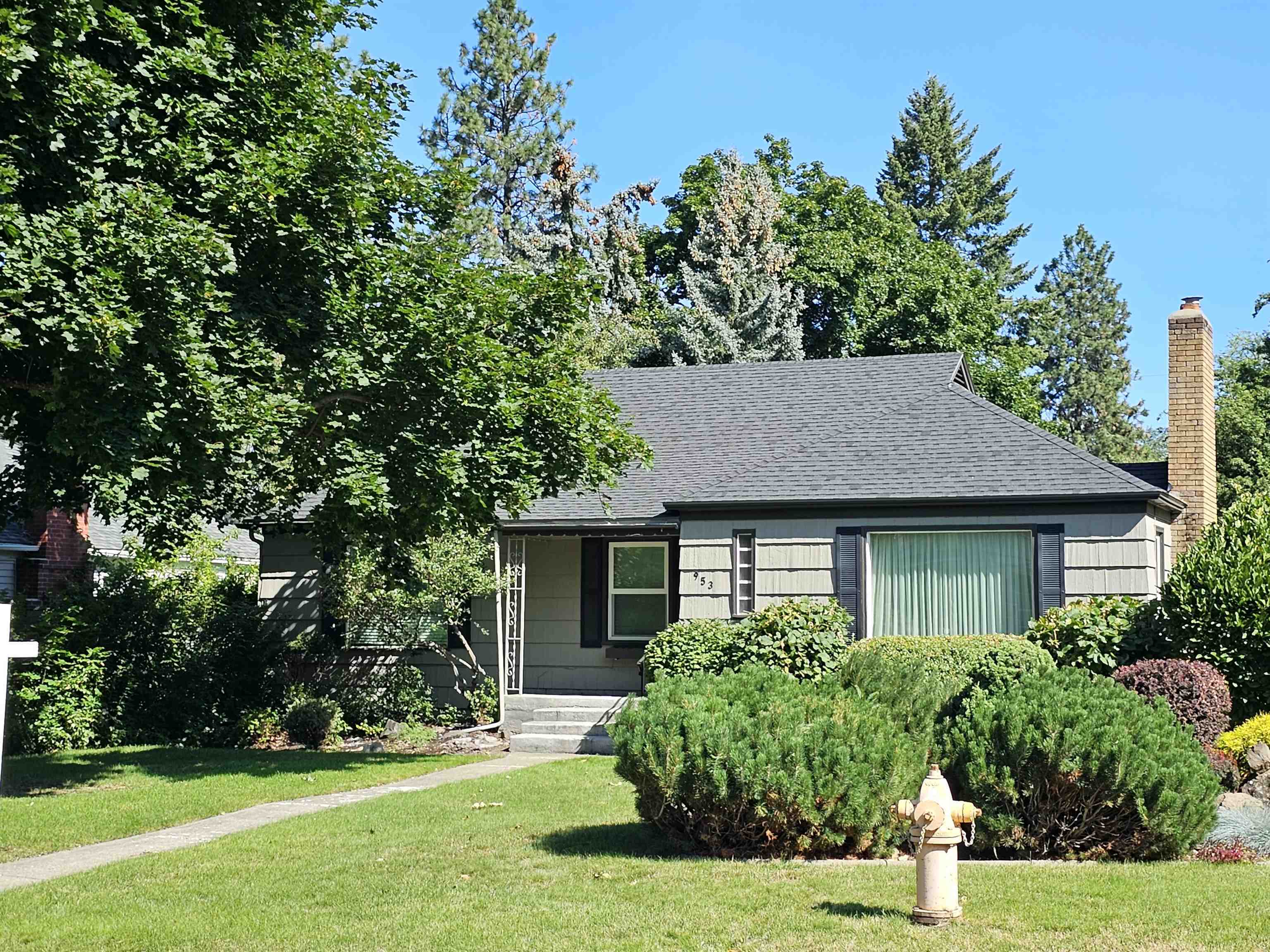 Home for sale in Spokane 953 E 42nd Ave, Spokane, WA 99203