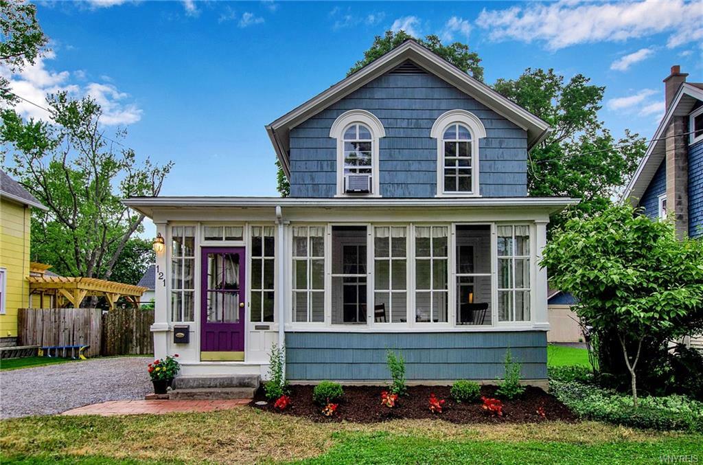 Property Photo: 121 N Willow Street NY 14052