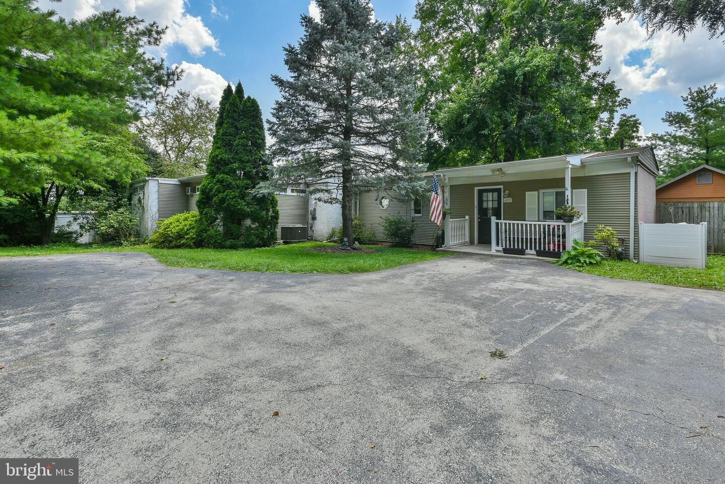 Property Photo: 420 Flourtown Road PA 19444