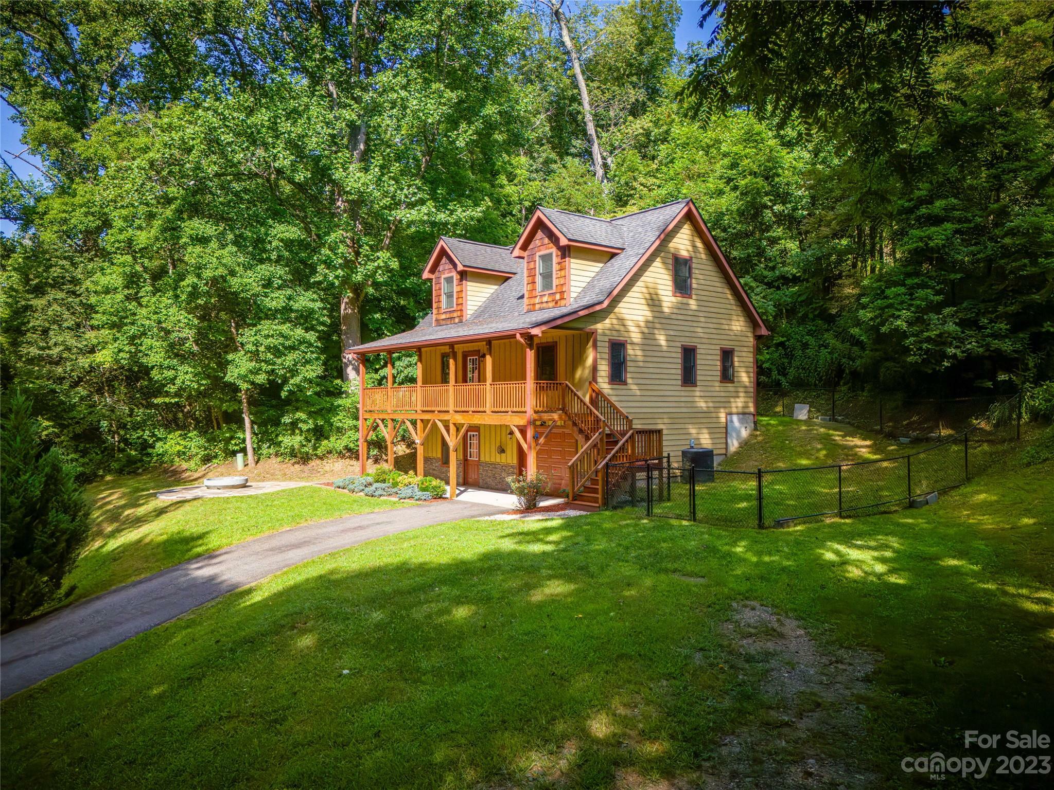 Property Photo: 65 Lorraine Drive NC 28785