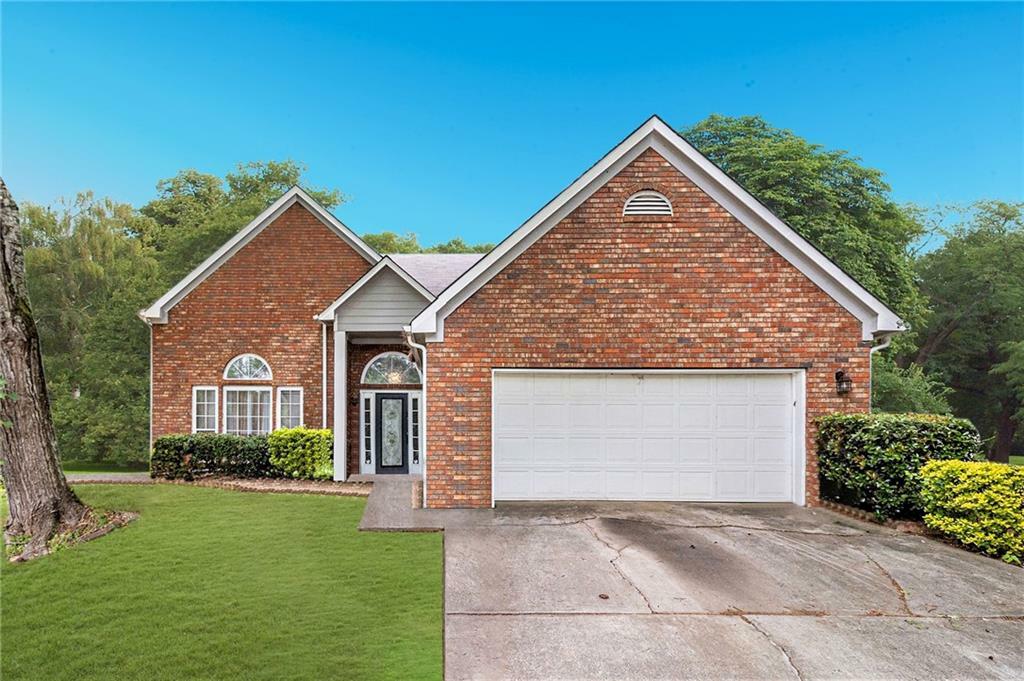 Property Photo: 585 N Shore Road GA 30058