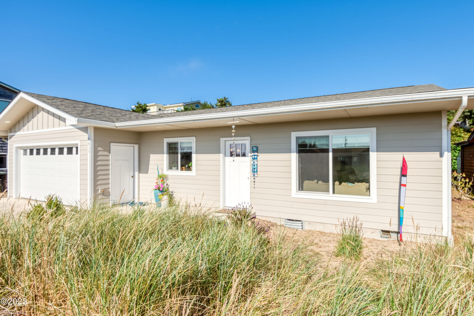 Property Photo: 1613 NW Parker Avenue OR 97394