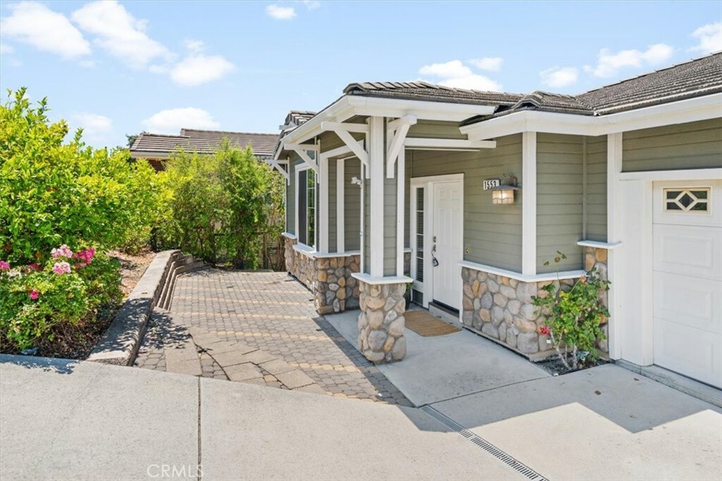 Property Photo:  1553 Huckleberry Lane  CA 93401 