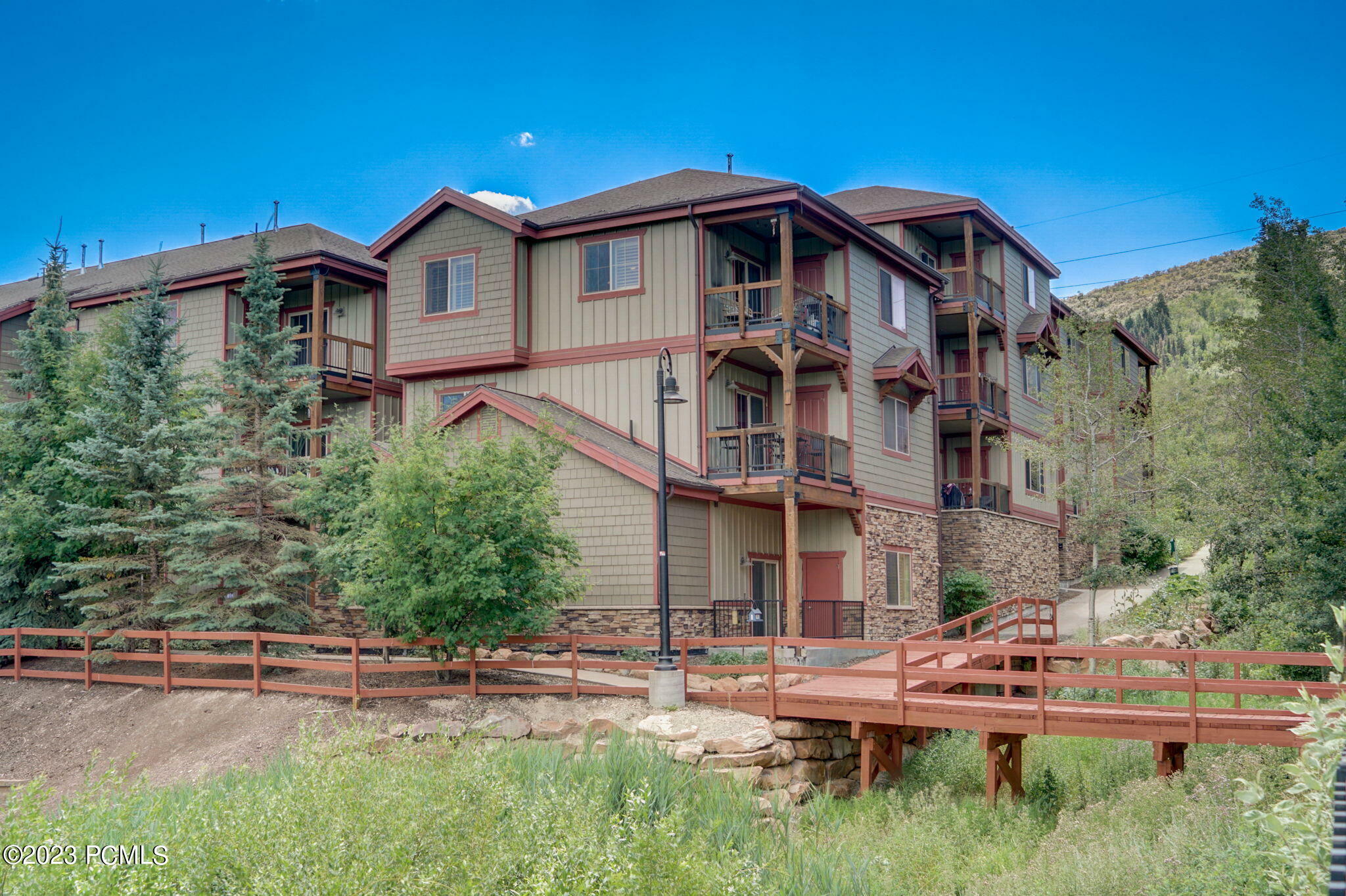 Property Photo:  5519 N Lillehammer Lane Apt 1309  UT 84098 