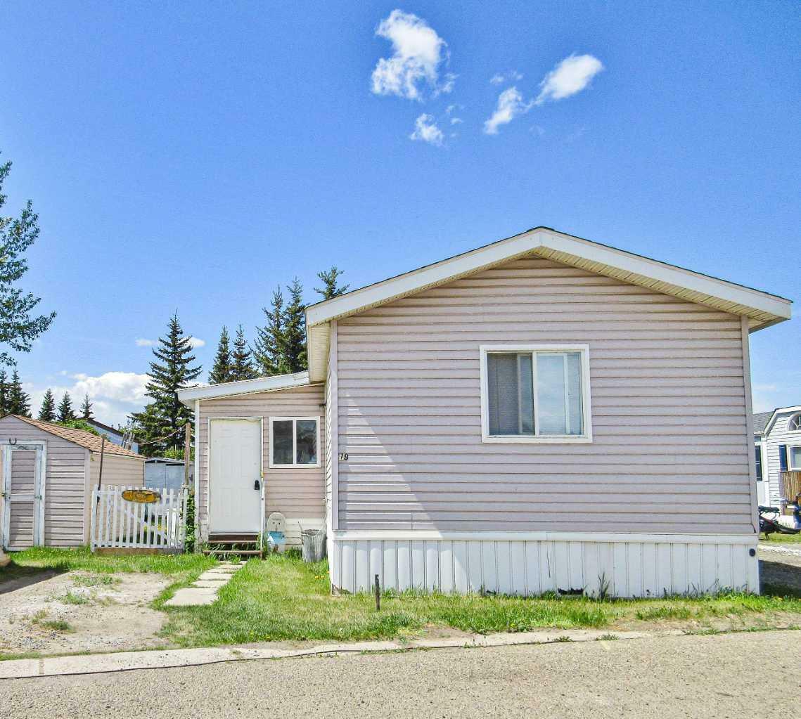 Property Photo:  5800 46 Street 19  AB T4H 1G7 