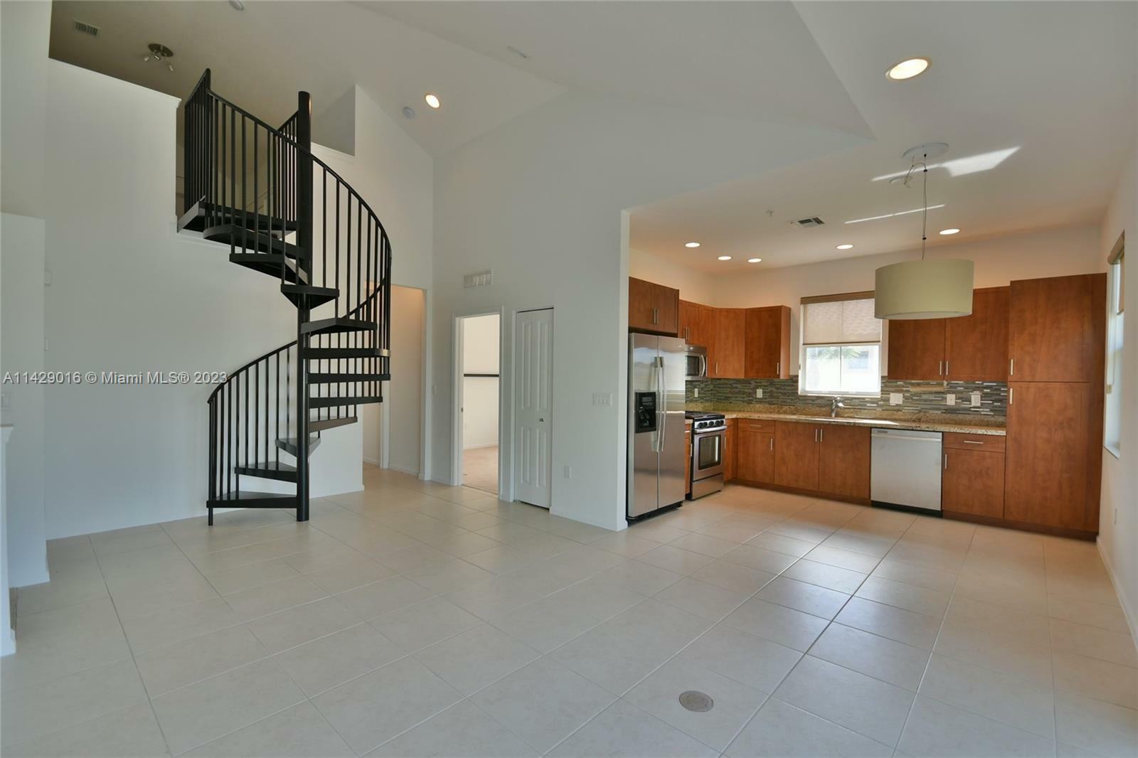 Property Photo: 12699 NW 32nd Pl FL 33323