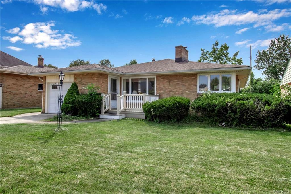Property Photo:  80 Edge Park Avenue  NY 14216 