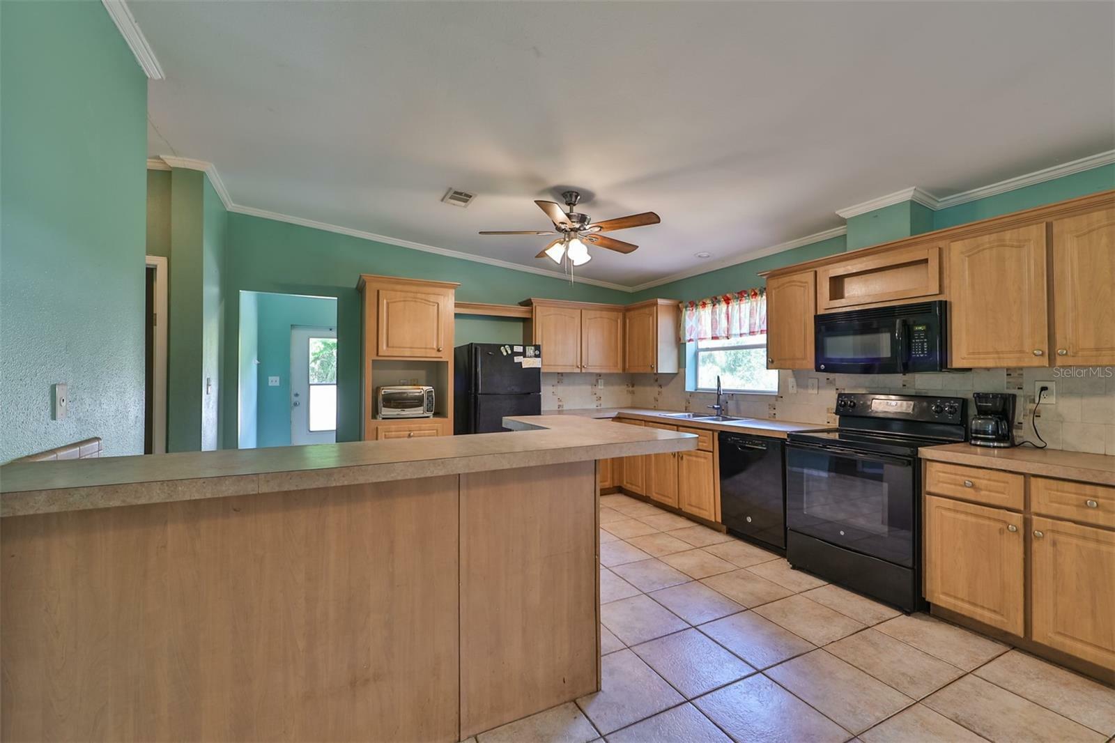 Property Photo:  2825 Metro Drive  FL 33570 