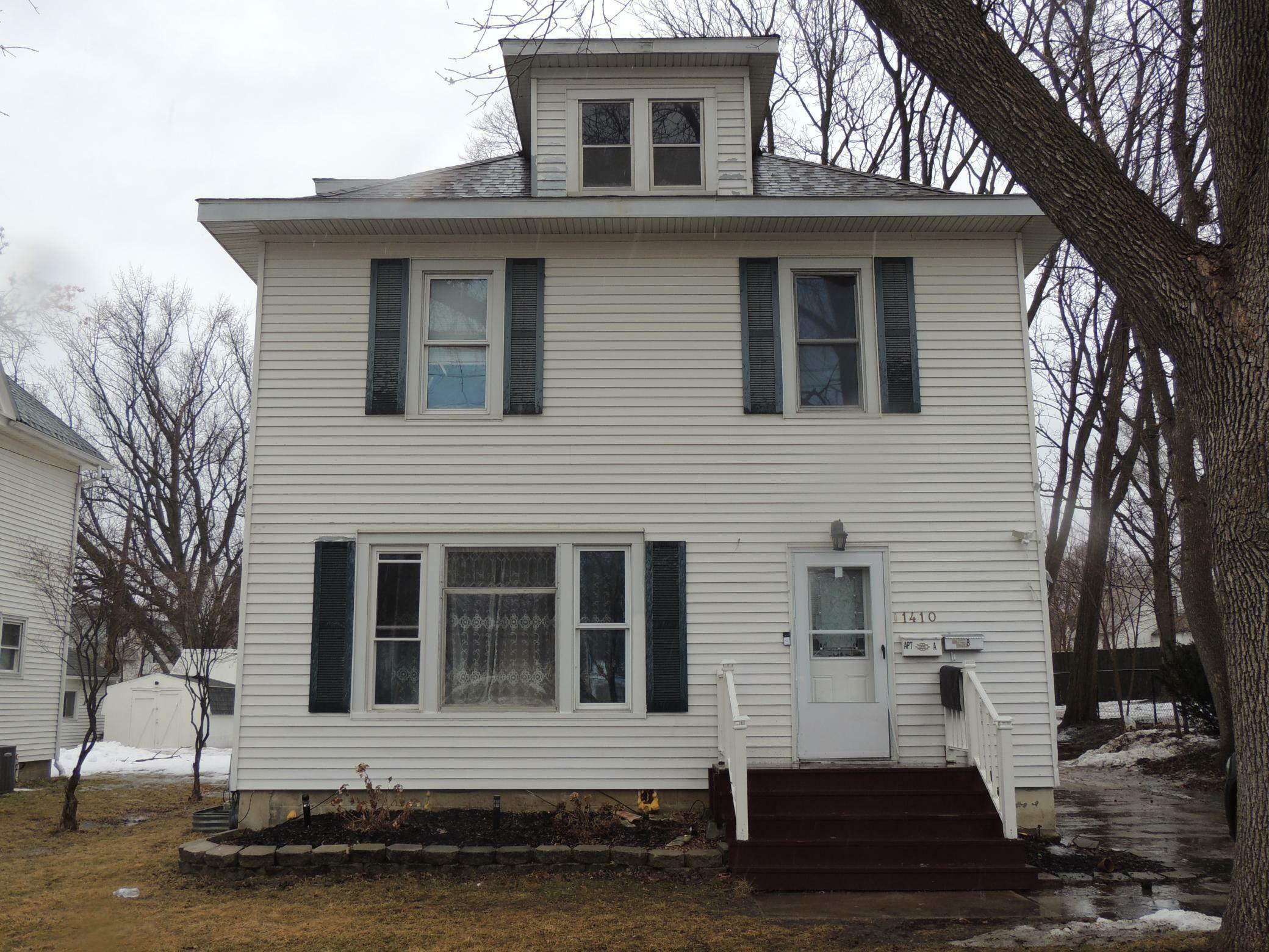 Property Photo:  1410 8th Avenue NW  MN 55912 