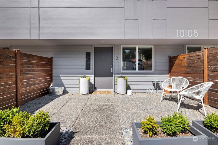 10108 NE 68th Street 2  Kirkland WA 98033 photo