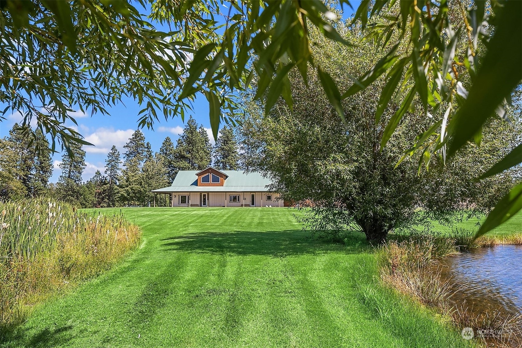 Property Photo: 642 Iron Mountain Road WA 98922