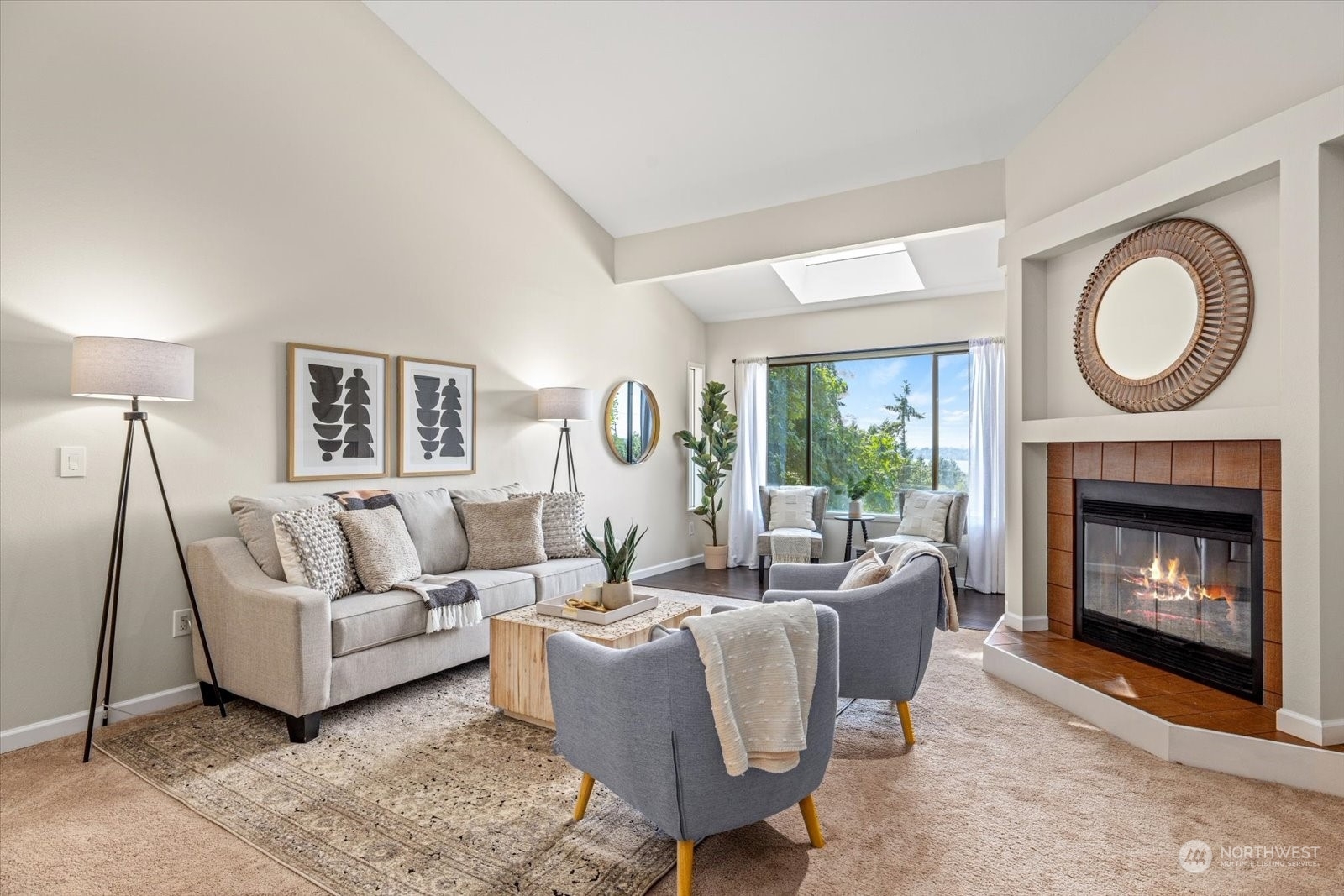 Property Photo: 11703 NE 80th Street D3 WA 98033