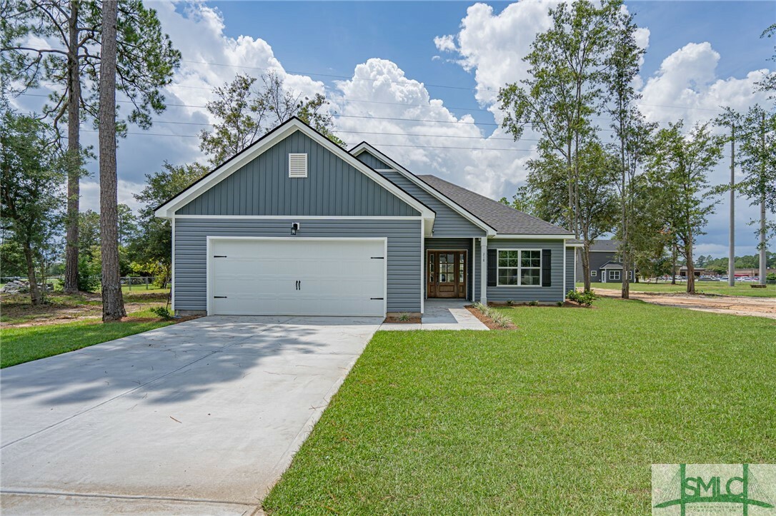 Property Photo:  218 Waters Circle  GA 31321 