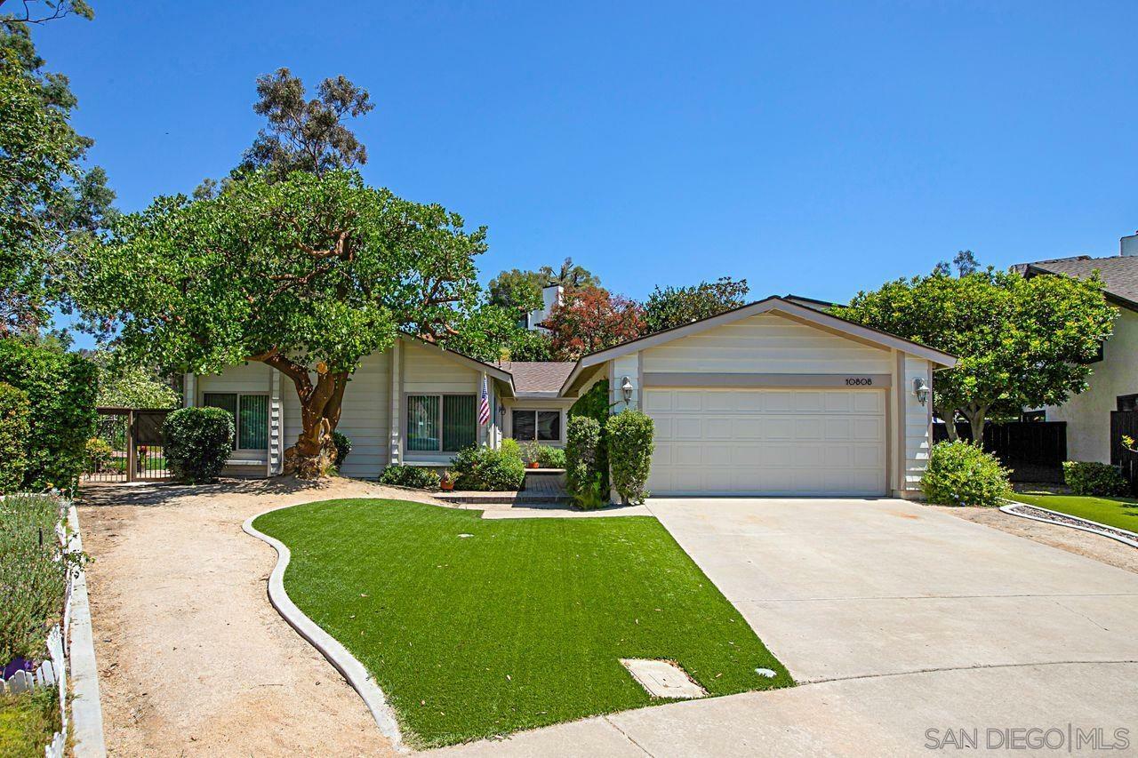 Property Photo: 10808 Rueda Ct CA 92124