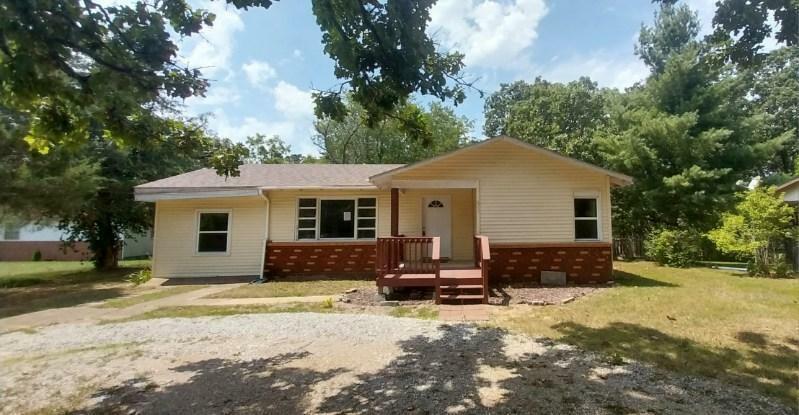 Property Photo:  612 David Drive  MO 65548 