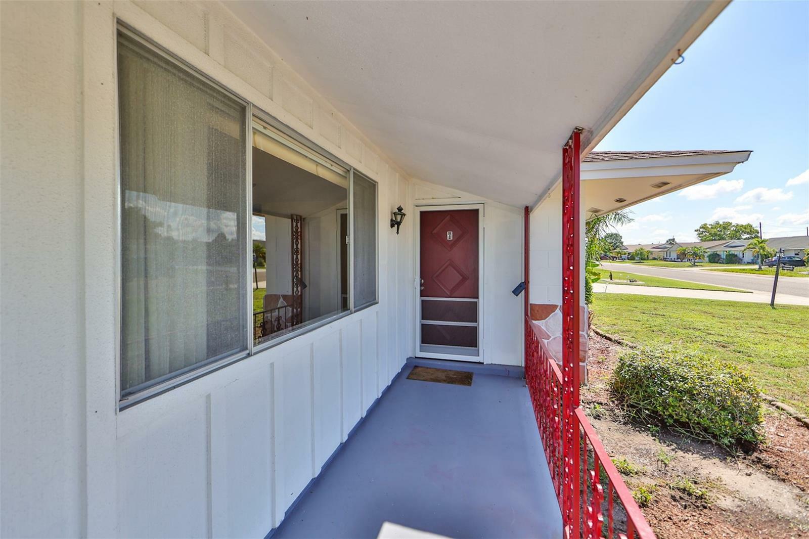 Property Photo:  723 Bel Air Avenue  FL 33573 