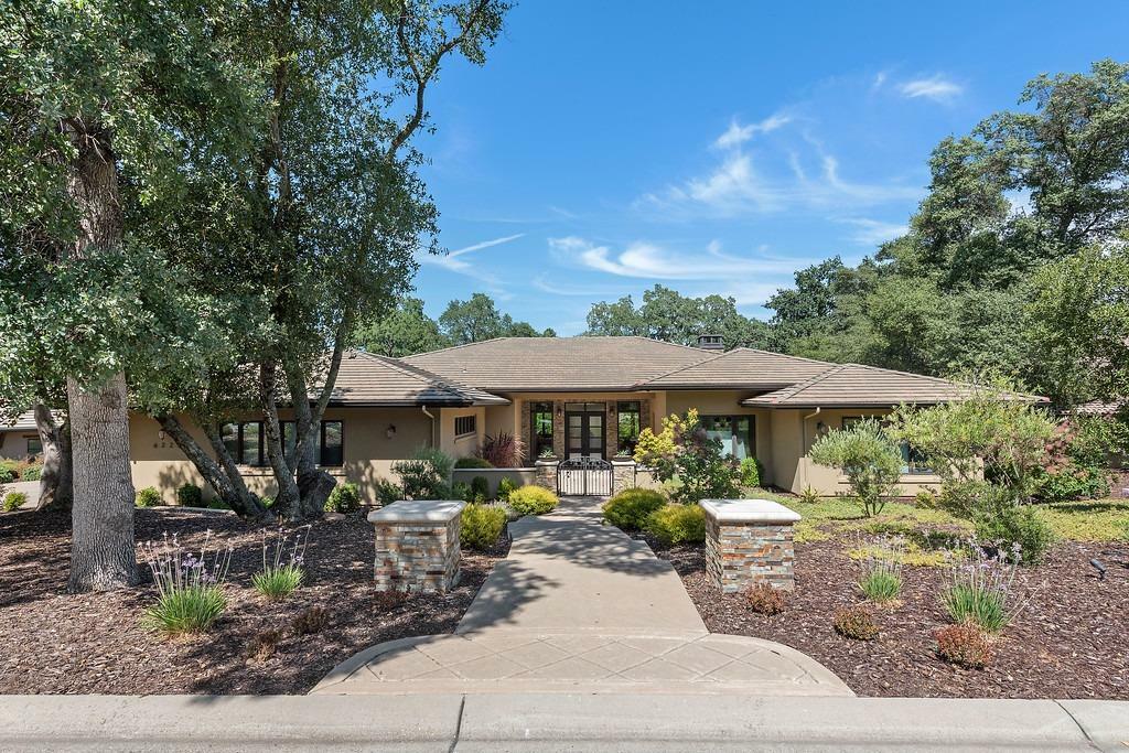 Property Photo: 6227 Pannini Way CA 95762