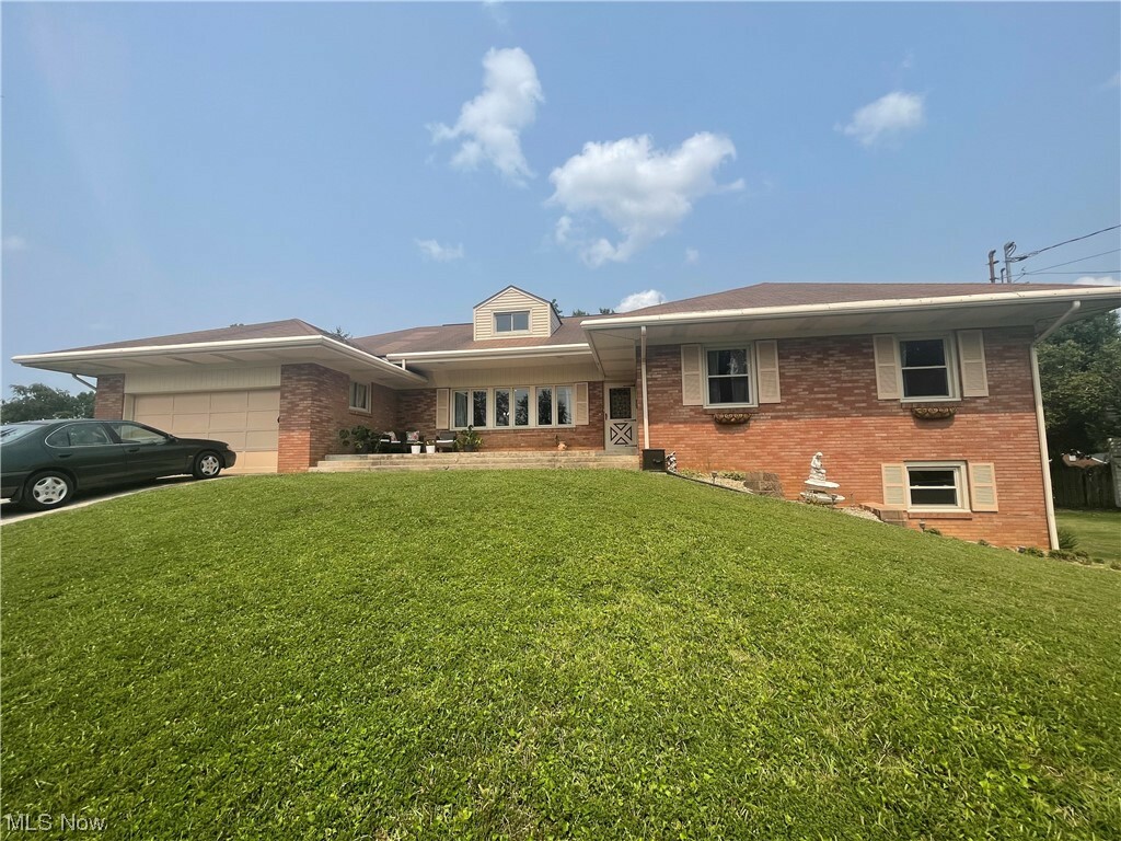 Property Photo:  41 Willowbrook Drive  WV 26101 