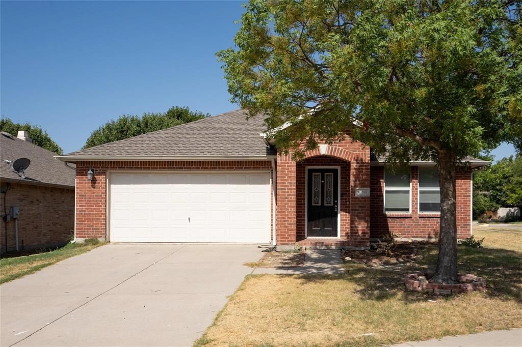 Property Photo:  13165 Barbarosa Drive  TX 75035 