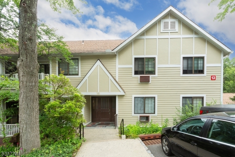 Property Photo:  13 Foxwood Dr B  NJ 07950 