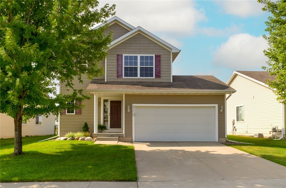 Property Photo:  9326 Red Sunset Drive  IA 50266 