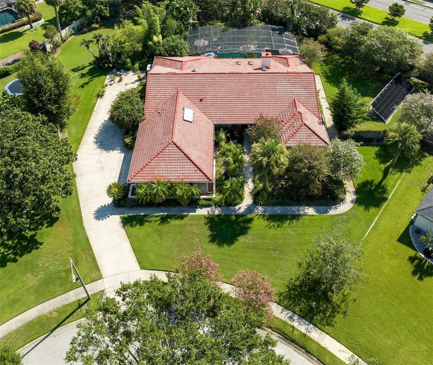 Property Photo: 4961 Courtland Loop FL 32708