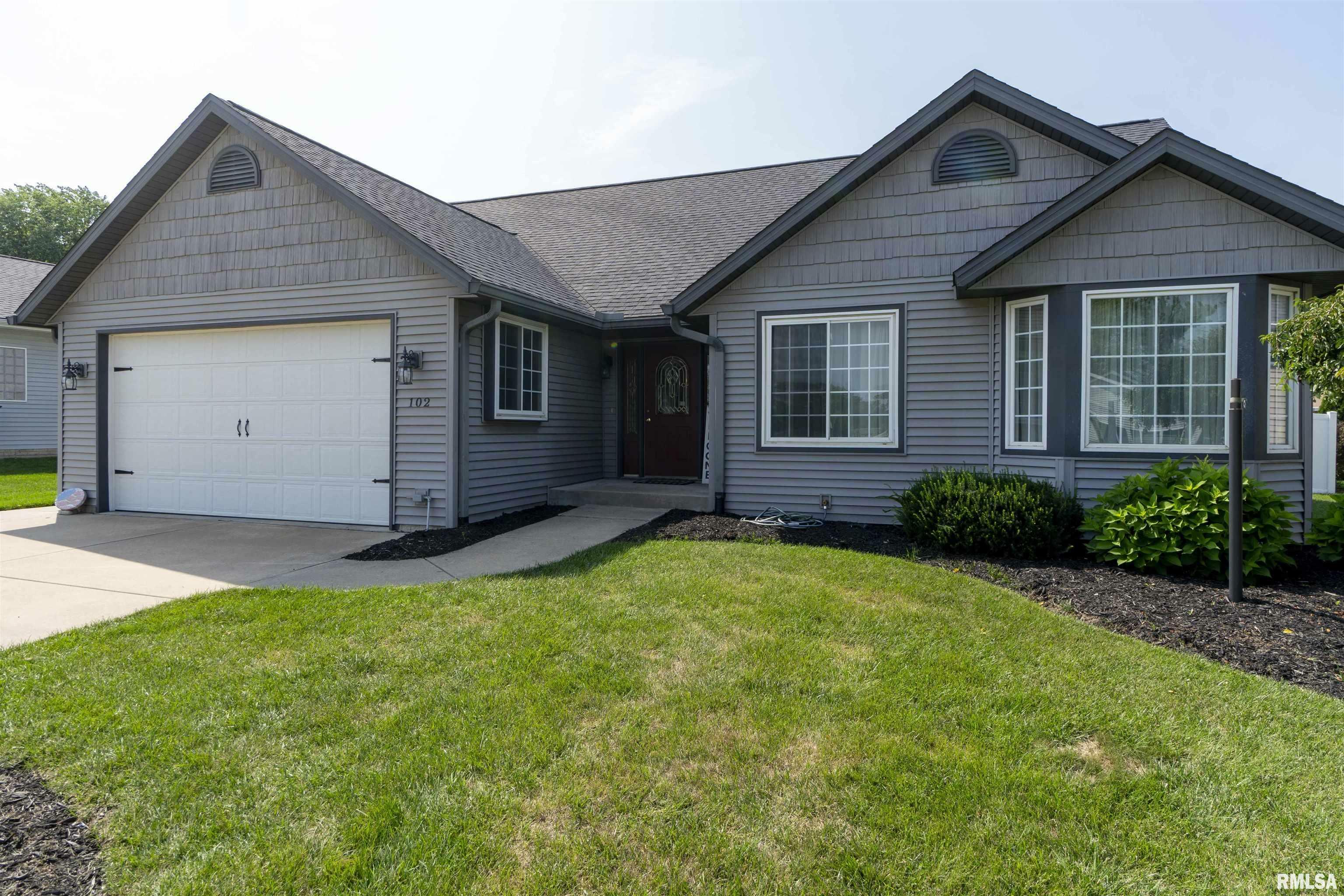 Property Photo:  102 Charity Lane  IL 61611 