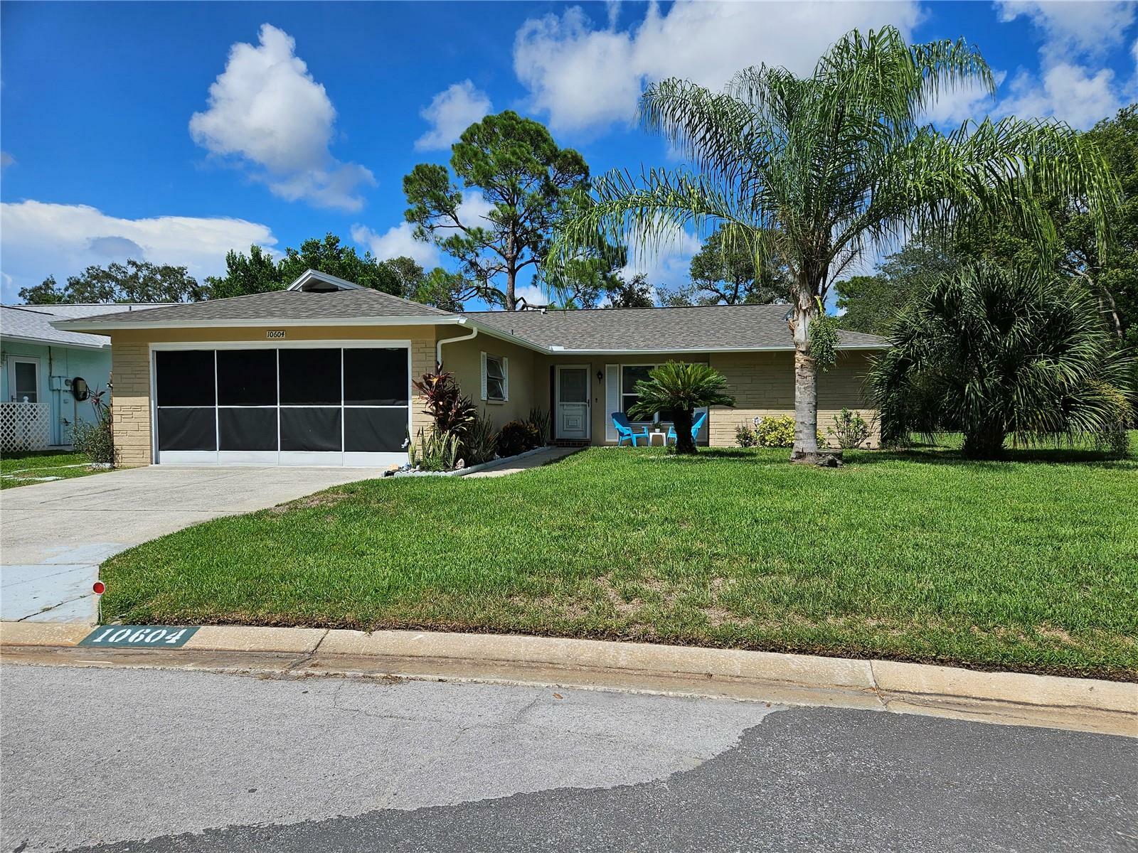 Property Photo:  10604 Mira Vista Drive  FL 34668 