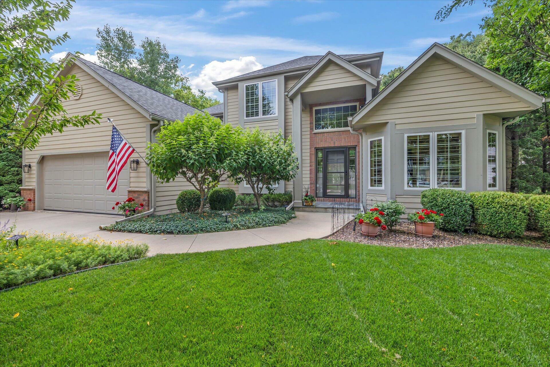 Property Photo: 105 Blue Ridge Ct WI 53029