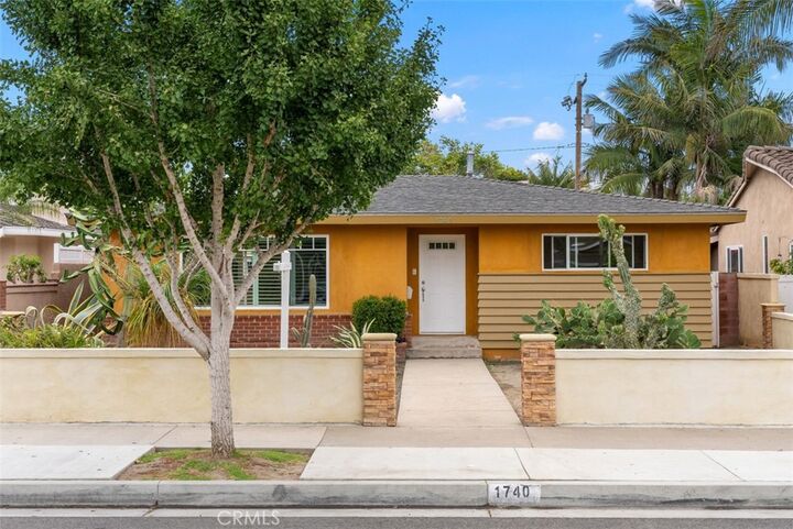Property Photo:  1740 Main Street  CA 92648