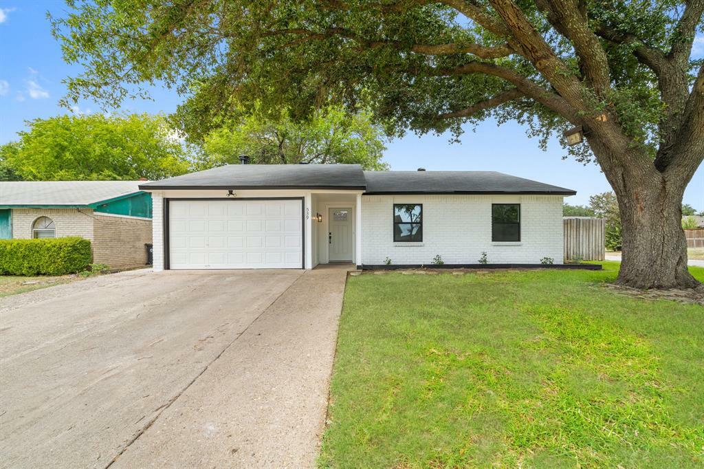 Property Photo: 539 Oldbridge Drive TX 75002