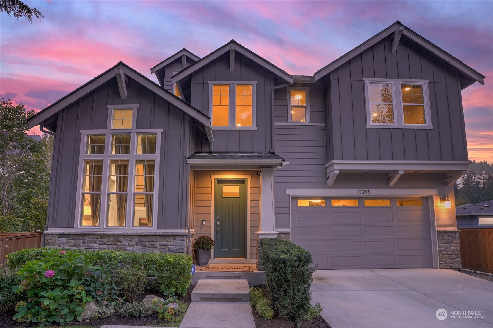 Property Photo: 17245 NE 112th Way WA 98052