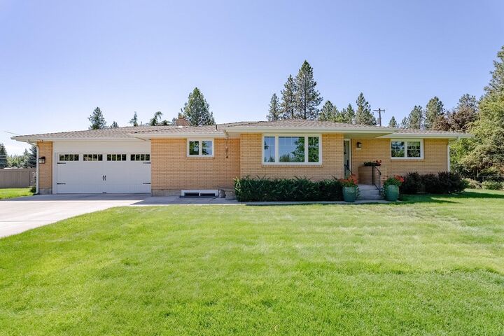 2022 E Thurston Ave  Spokane WA 99203 photo