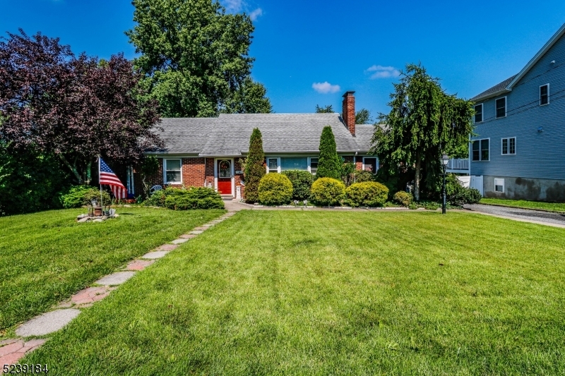 Property Photo: 453 Colonia Blvd NJ 07067