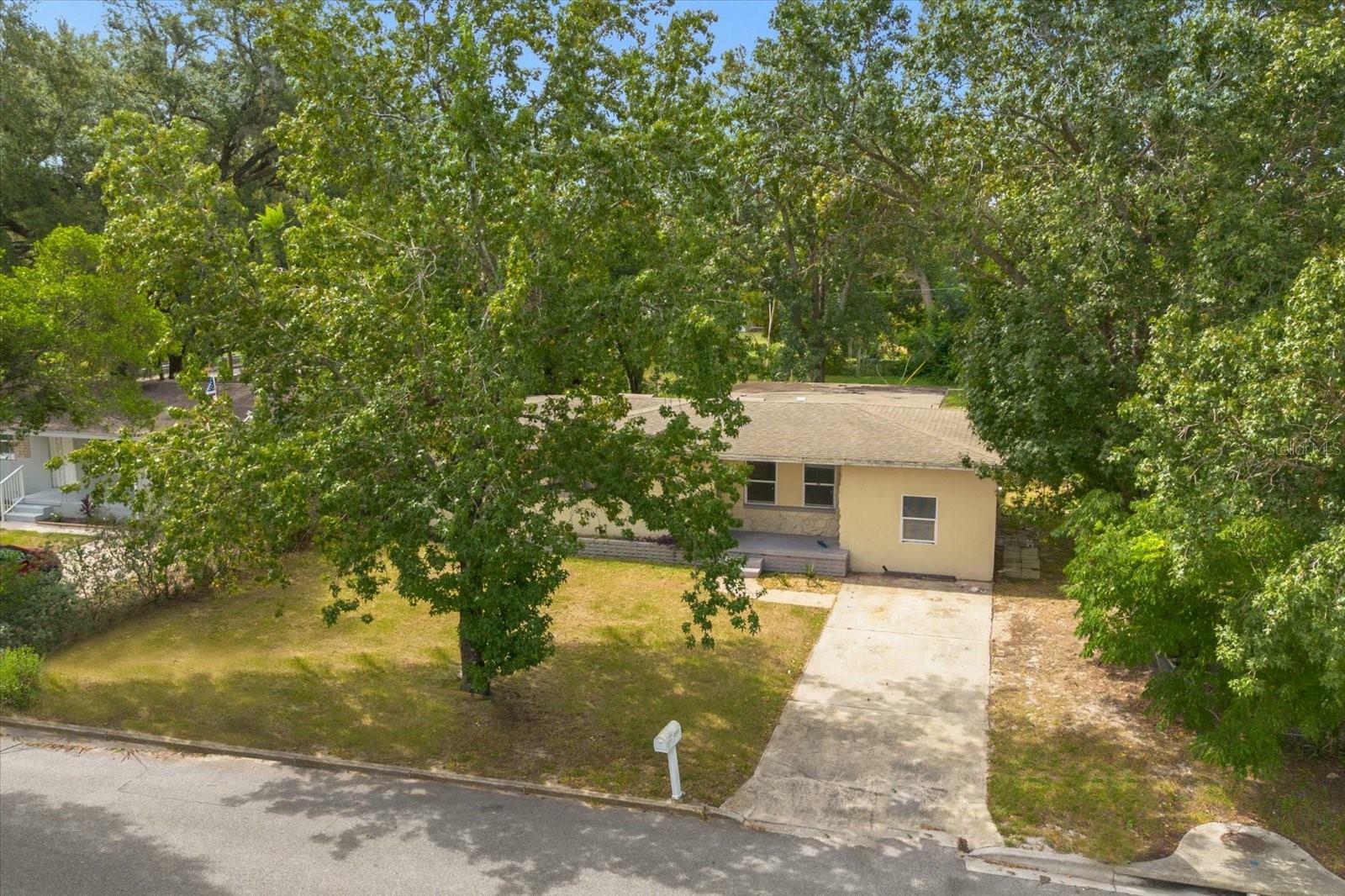 Property Photo:  3410 Calumet Drive  FL 32810 