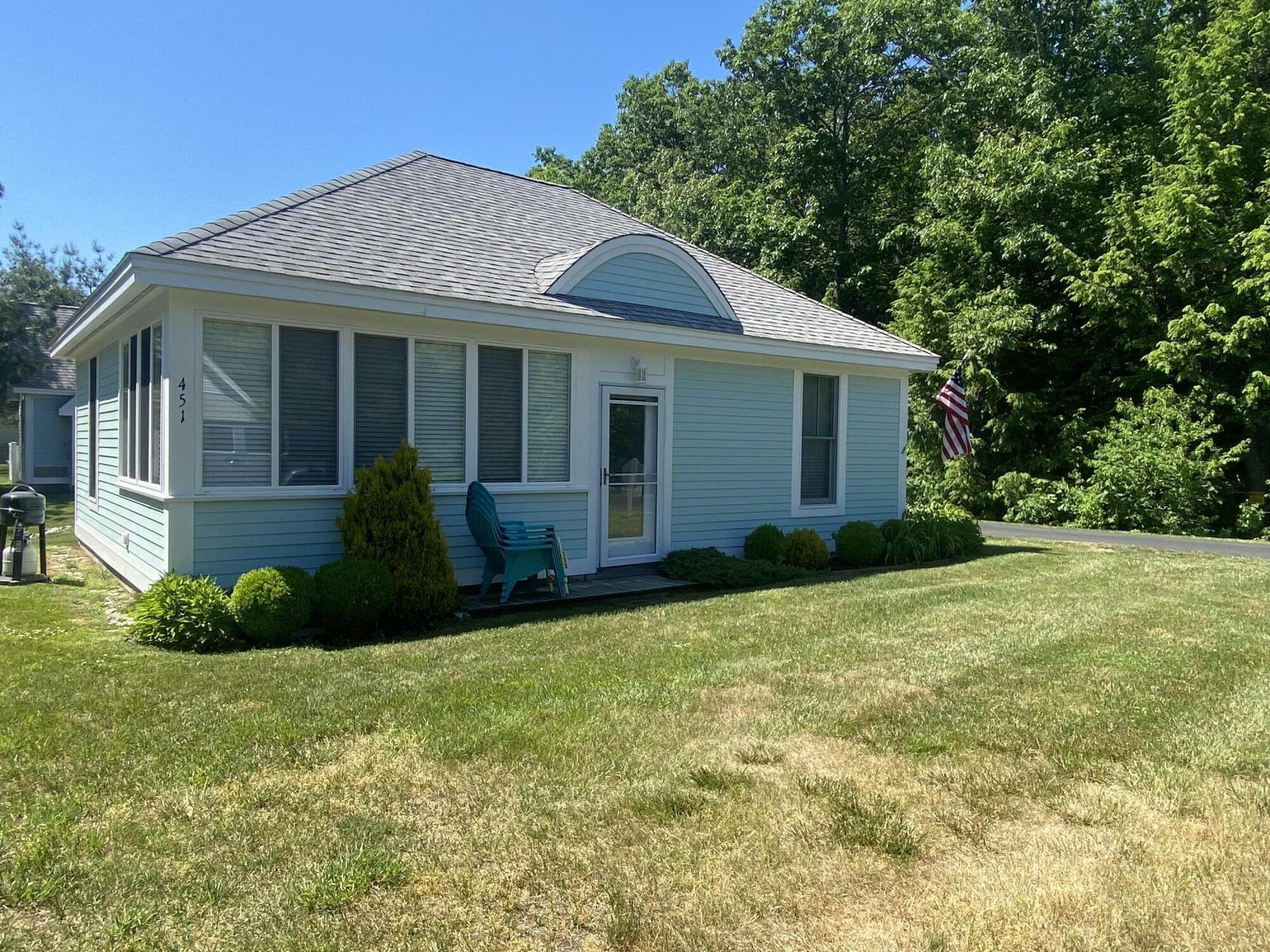 Property Photo: 454 Post Road 451 ME 04090