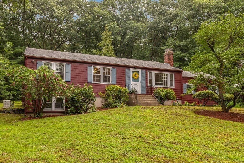 Property Photo: 10 Galloway Rd MA 01824