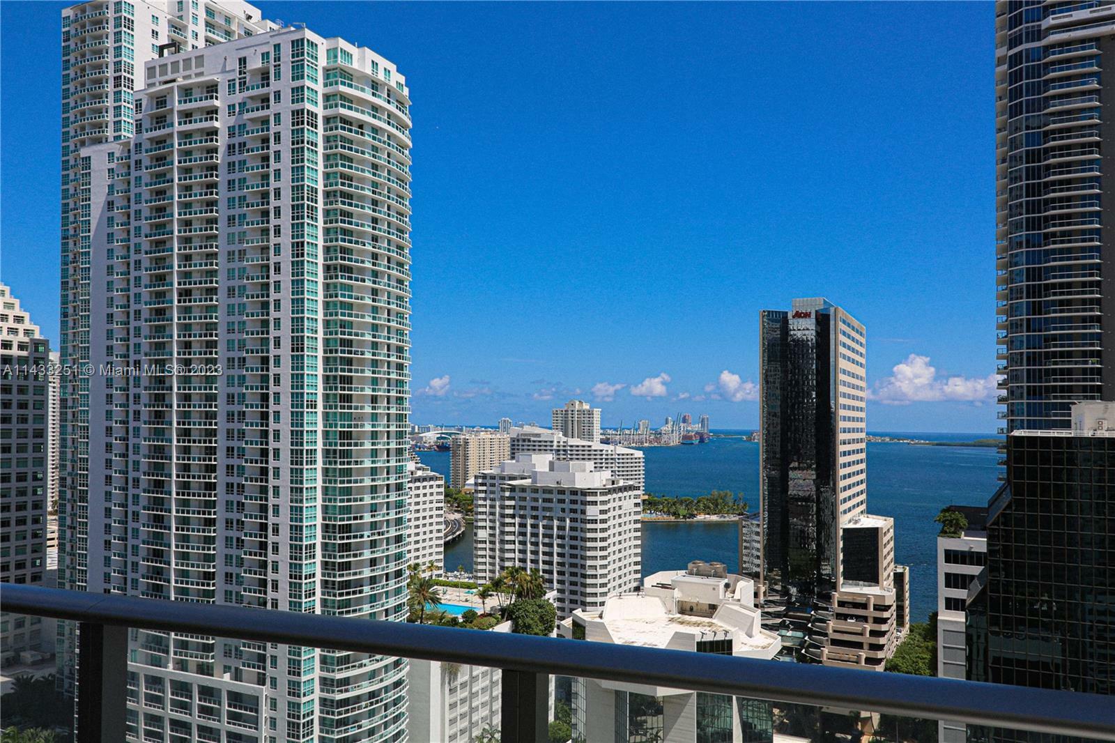 Property Photo:  1010 Brickell Ave 2505  FL 33131 