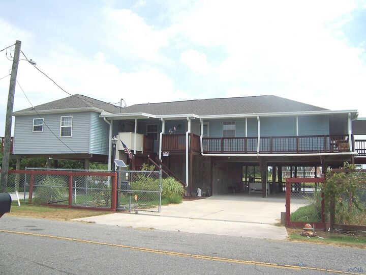 6113 Shrimpers Row  Dulac LA 70353 photo